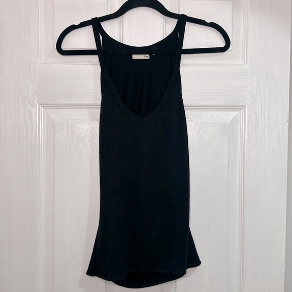 Wilfred Free Back Peep-Hole Tank Top in Black size Medium - Picture 1 of 3